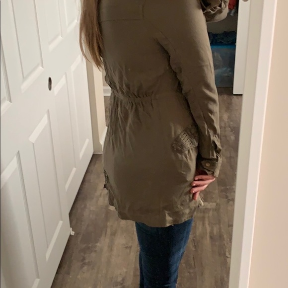 Dark Olive Green Light Jacket with Floral Decor - Picture 3 of 4